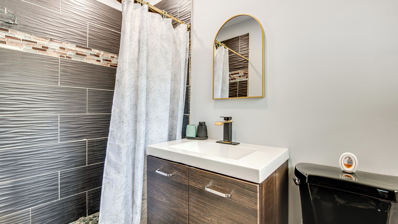 Photo of Bathroom in Church Street