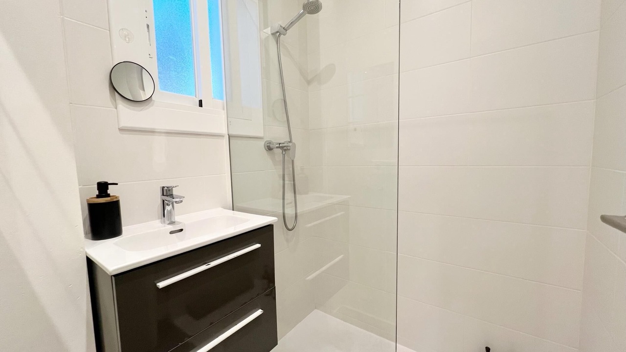 Photo of Bathroom in Passeig Maritim