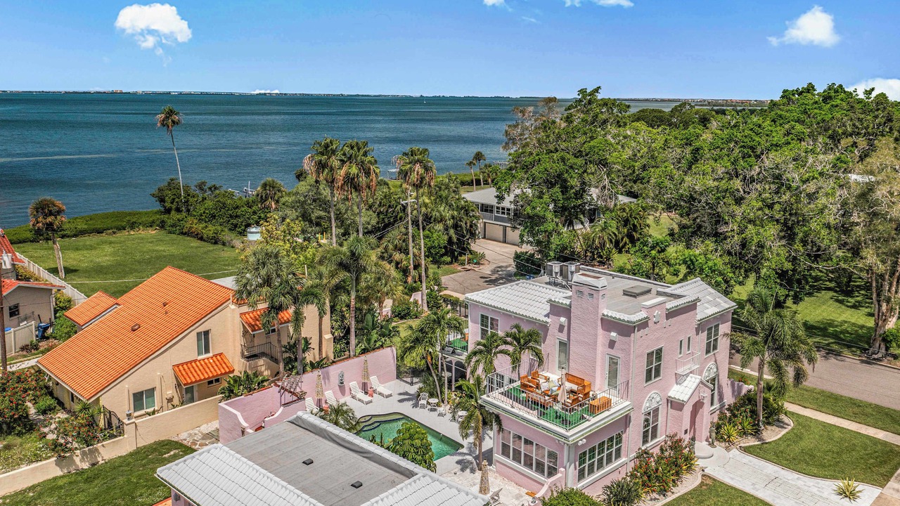 Photo of Outdoor in Whitfield