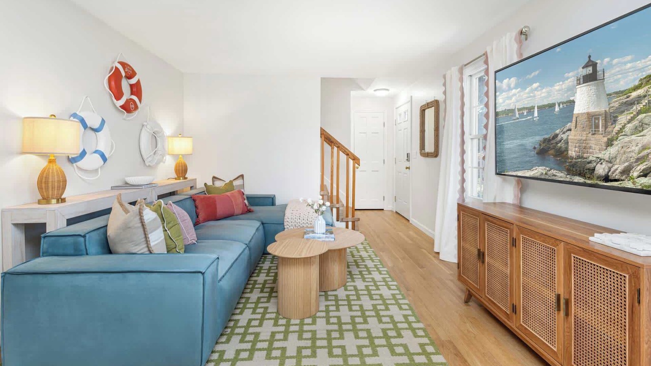 Photo of Livingroom in Newport East