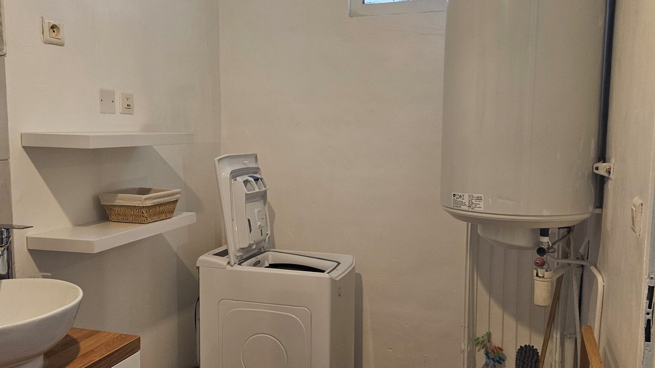Photo of Bathroom in Anatole France
