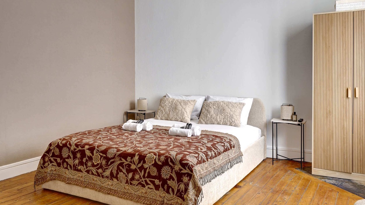 Photo of Bedroom in Levallois-Perret