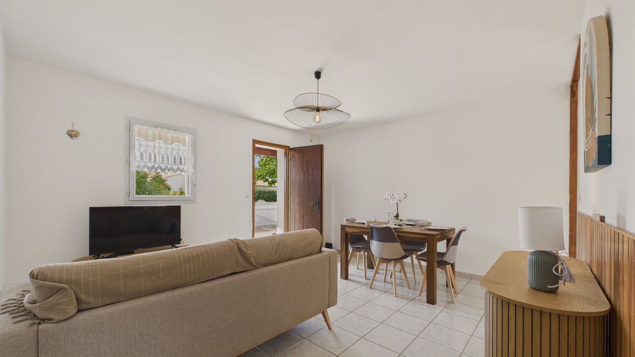 Photo of Livingroom in Saint-Vincent-sur-Jard