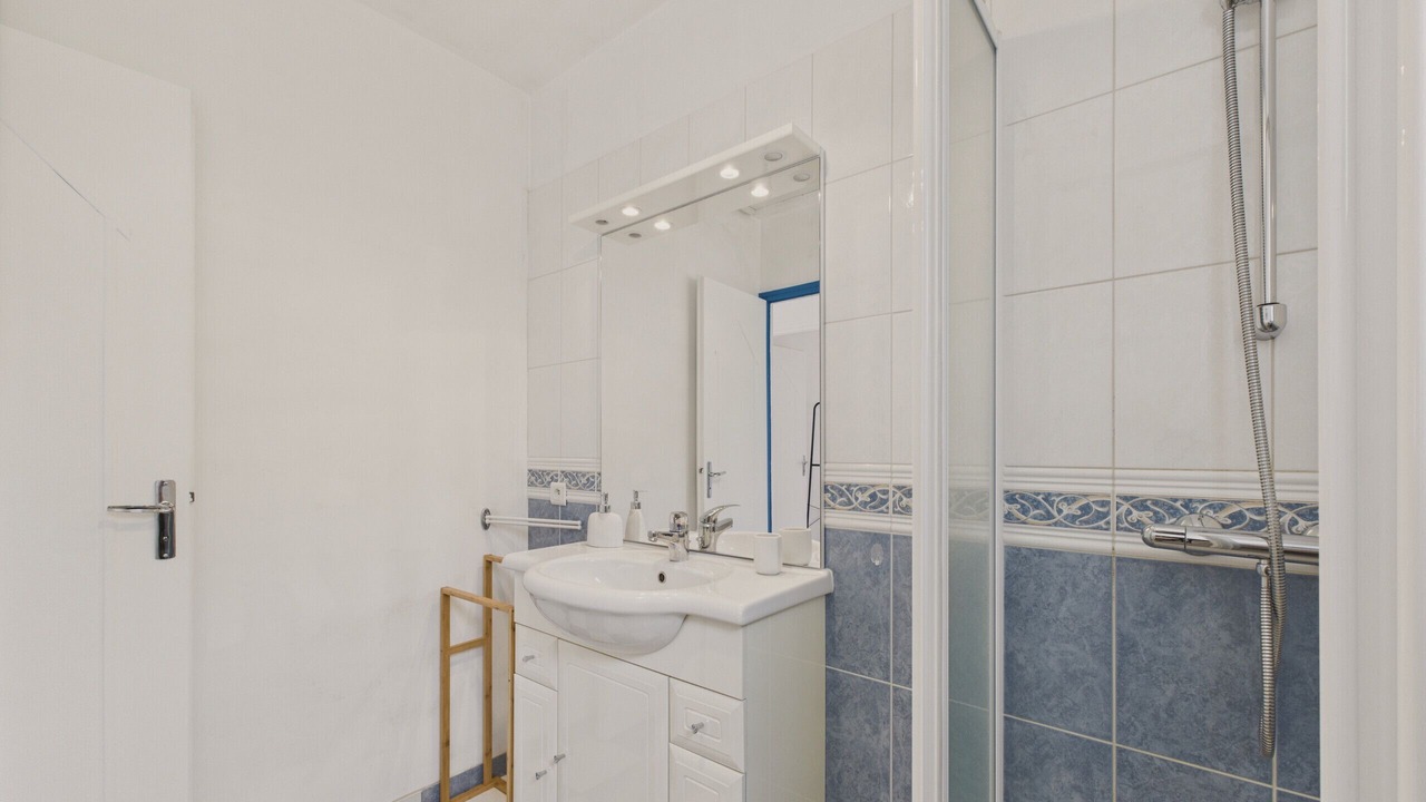 Photo of Bathroom in Saint-Vincent-sur-Jard