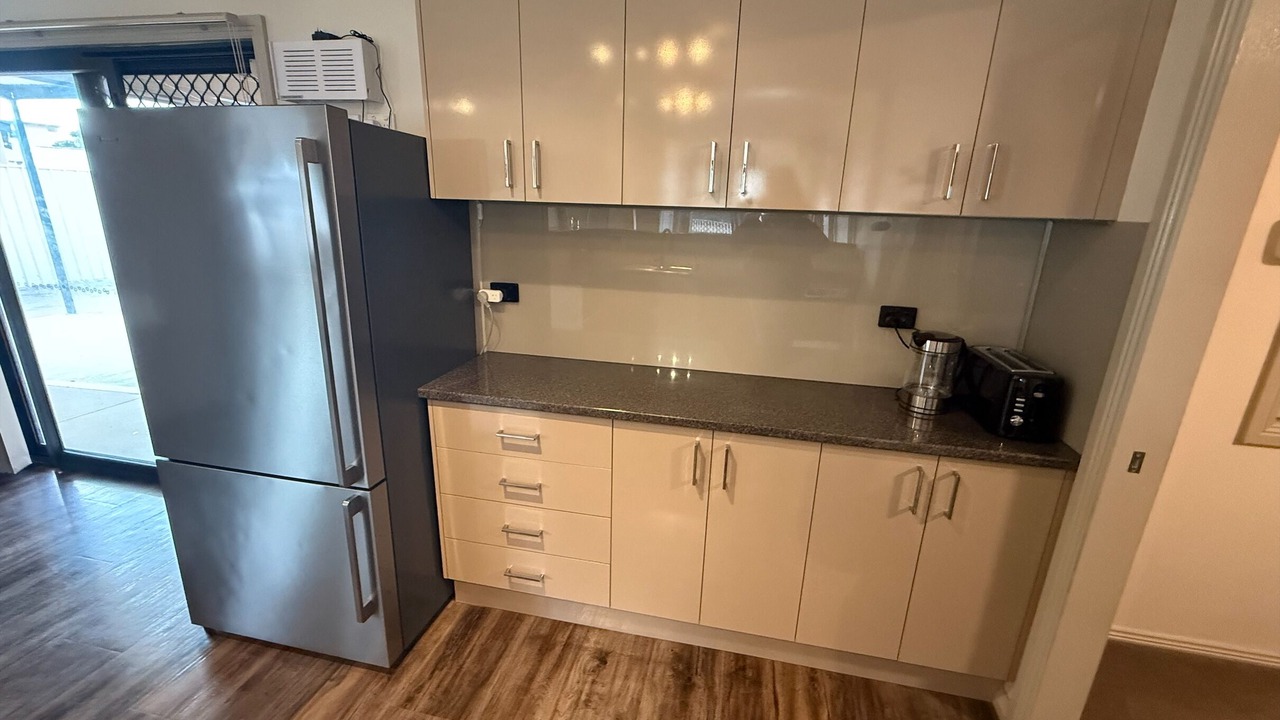 Photo of Others in Dalrymple