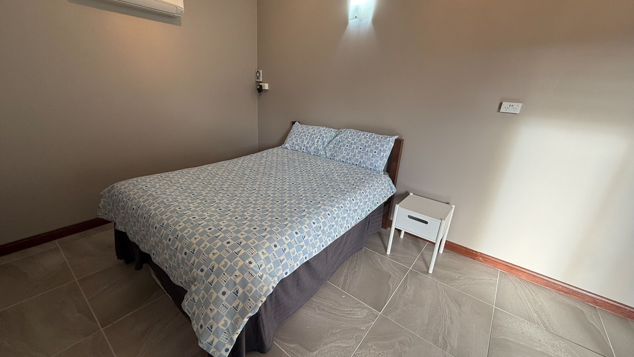 Photo of Others in Dalrymple