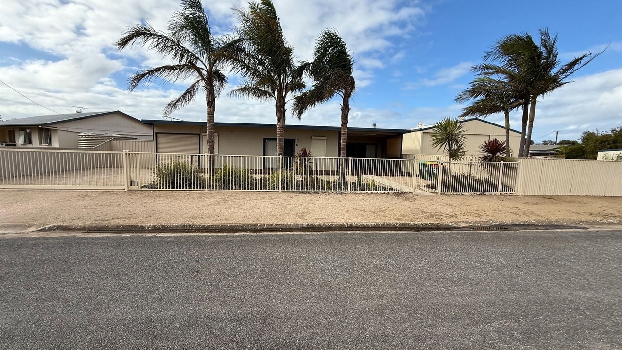 Photo of Others in Dalrymple