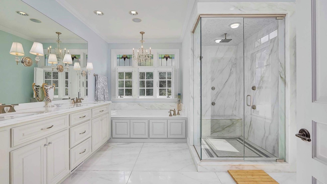Photo of Bathroom in Mentone