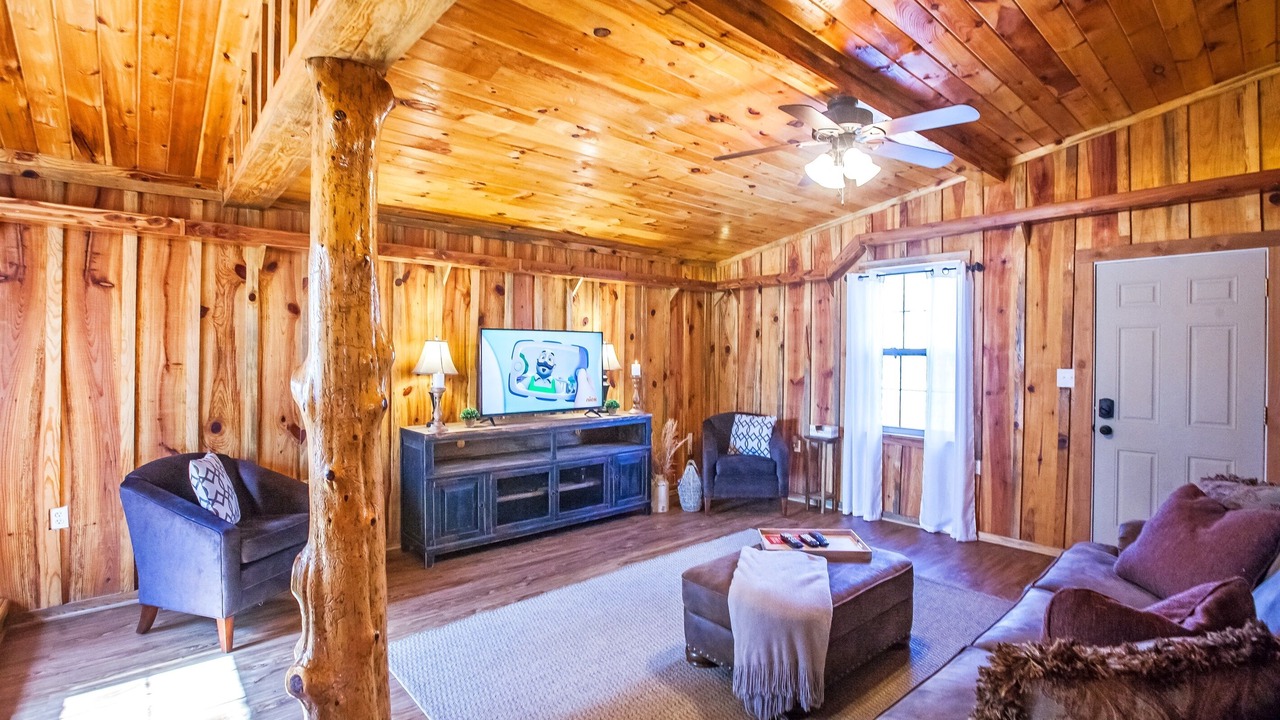 Photo of Livingroom in Smithville