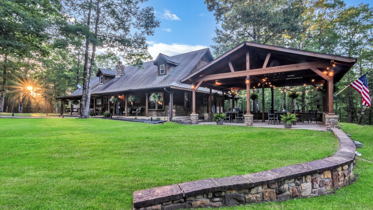 Photo of Outdoor in Smithville