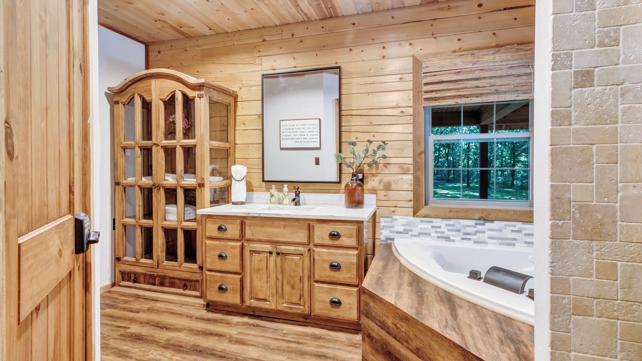Photo of Bathroom in Smithville