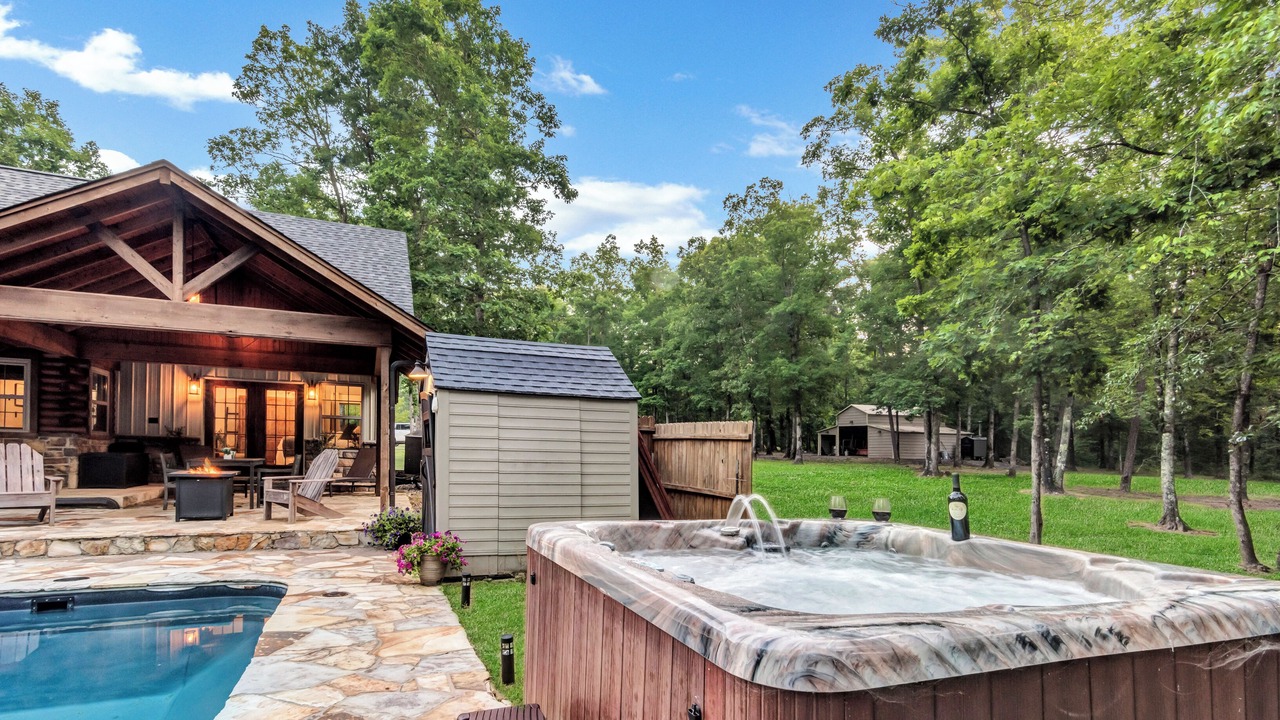 Photo of Outdoor in Smithville
