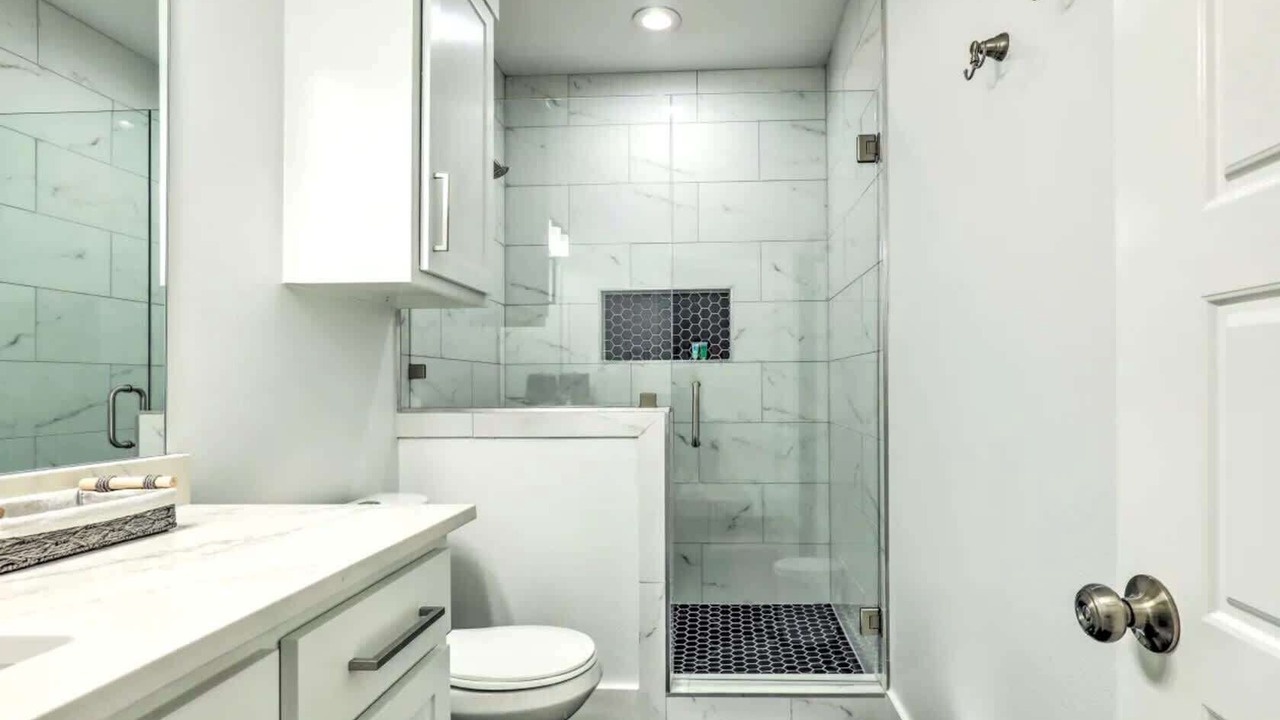 Photo of Bathroom in West Dallas