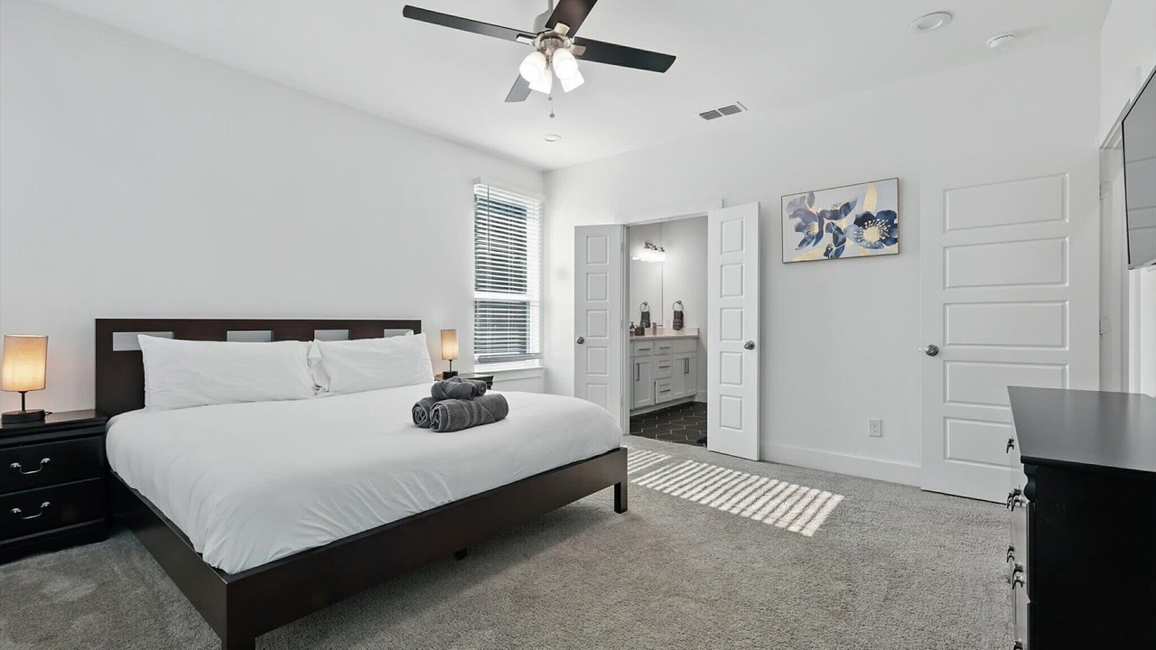 Photo of Bathroom in West Dallas