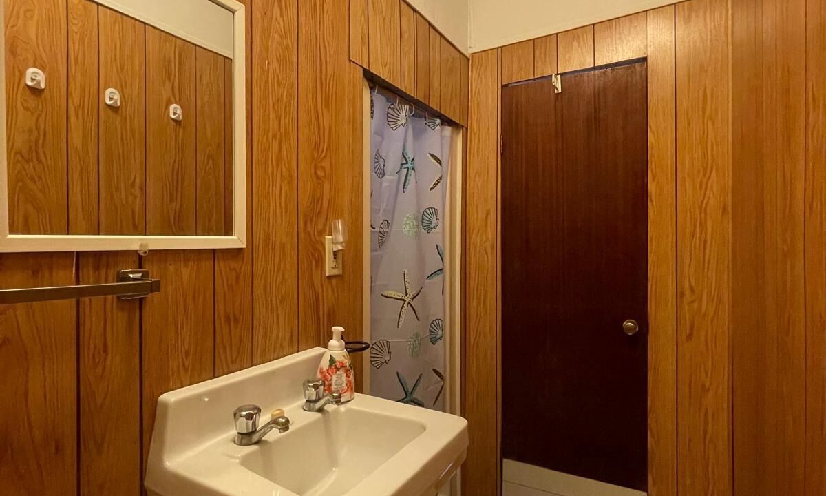 Photo of Bathroom in Hope Bay