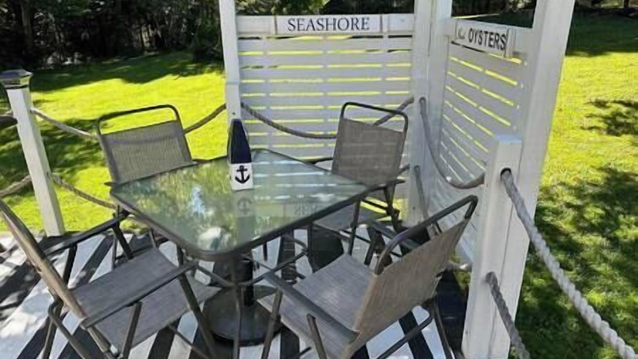 Photo of Outdoor in Valley Road