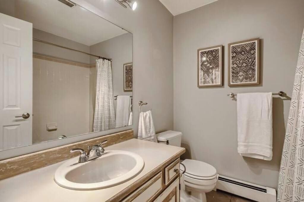 Photo of Bathroom in Central Boulder