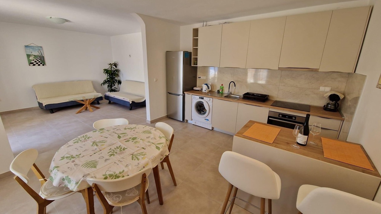 Photo of Livingroom in Cove Tri Zala (Zrnovo)