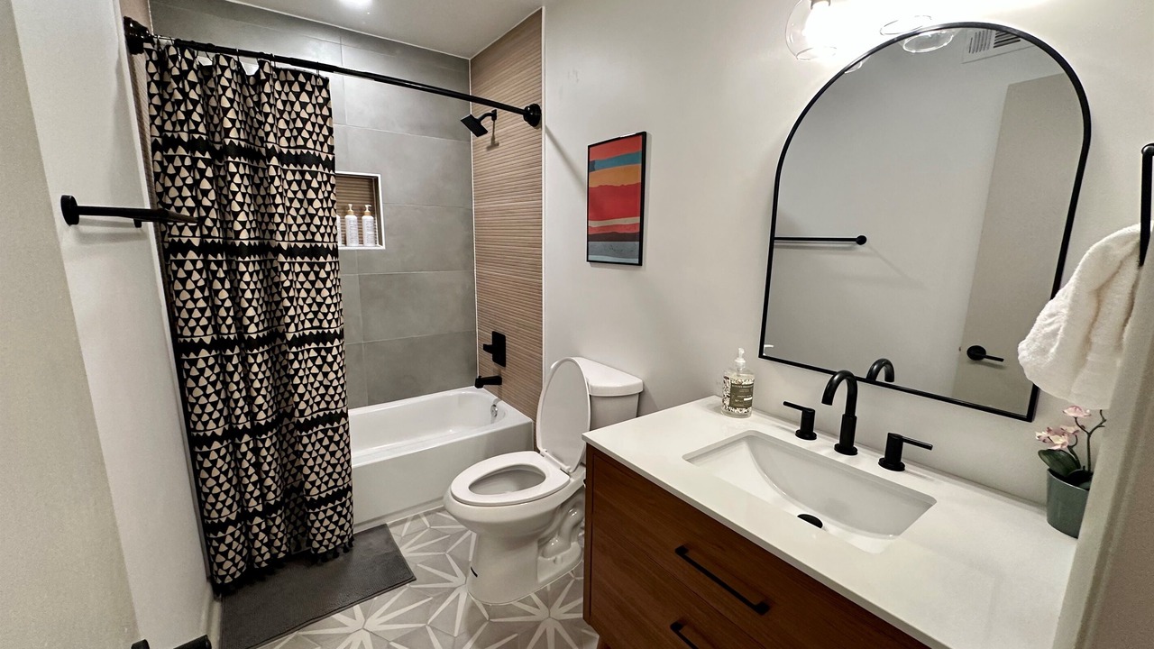 Photo of Bathroom in East Ocean View