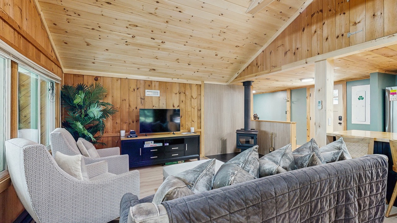 Photo of Livingroom in South Casco