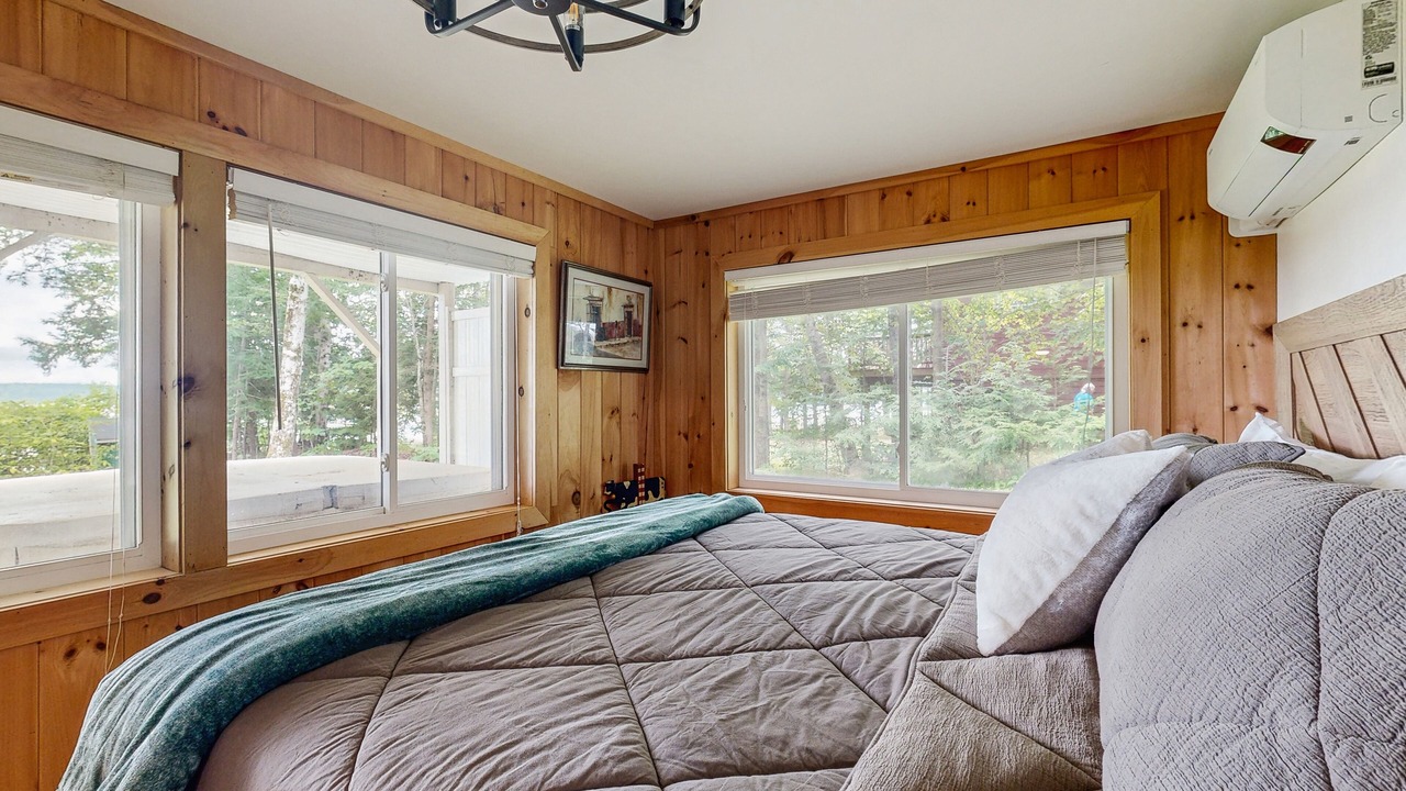 Photo of Bedroom in South Casco