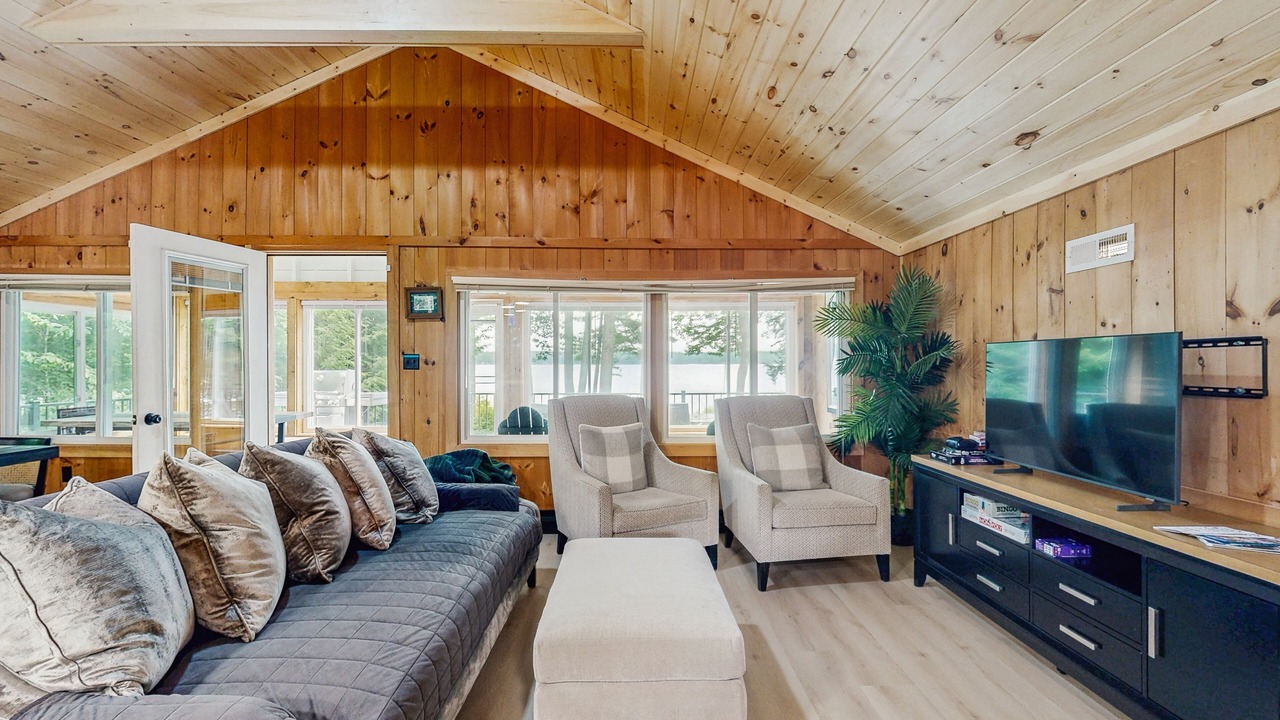 Photo of Livingroom in South Casco