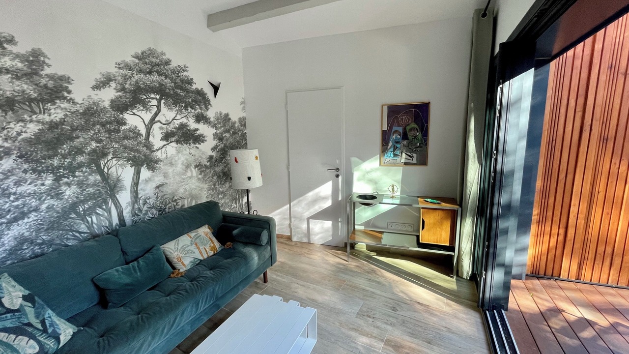 Photo of Livingroom in Ensues-la-Redonne