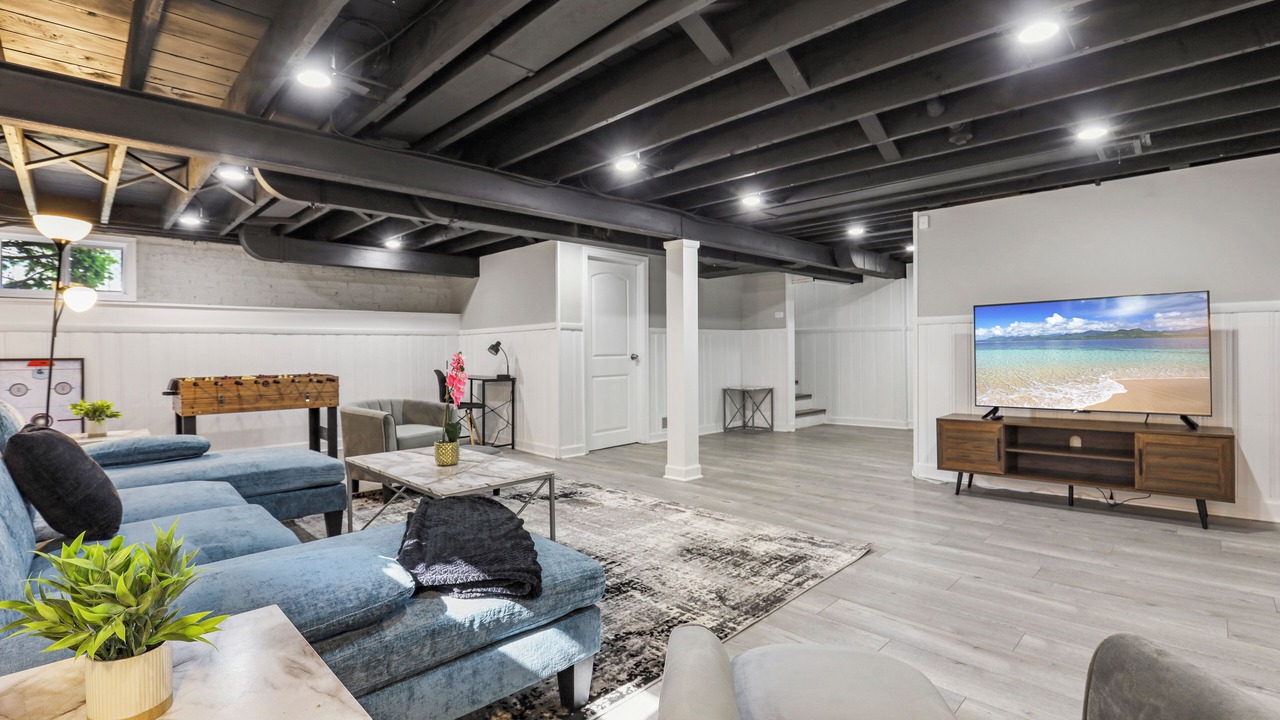 Photo of Livingroom in Skokie