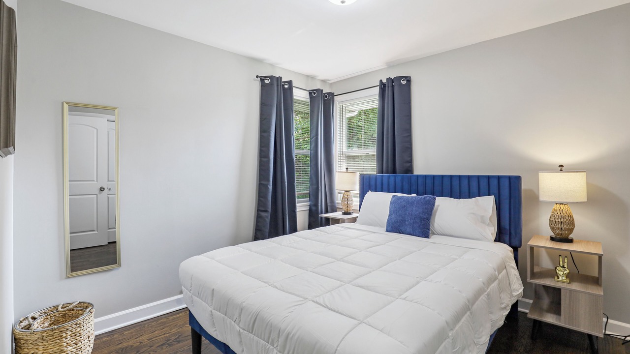 Photo of Bedroom in Skokie