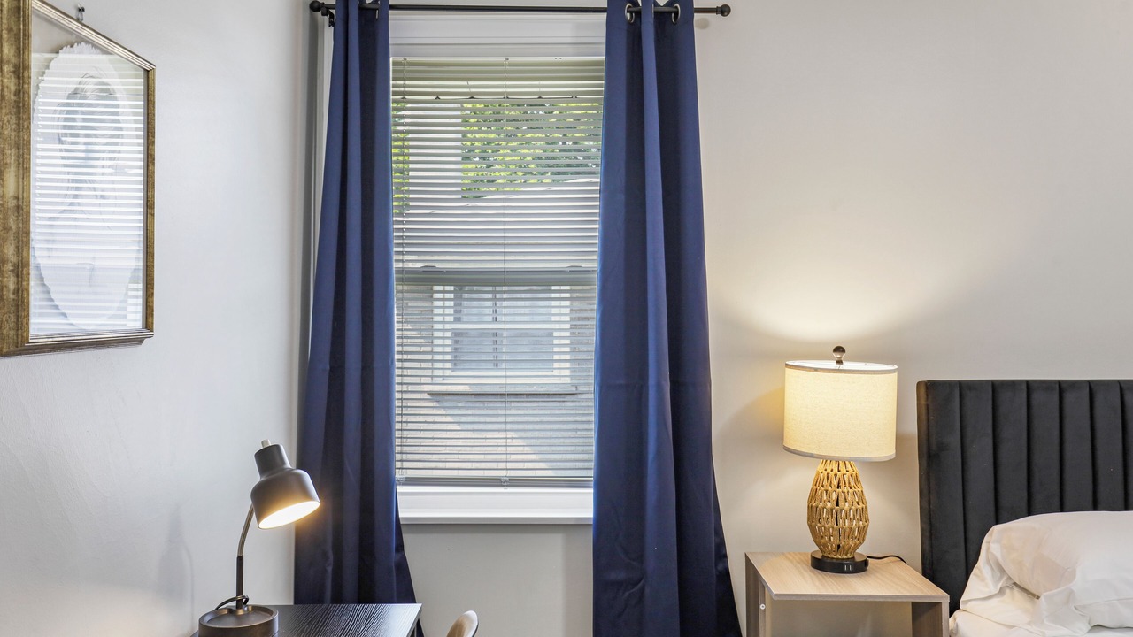 Photo of Bedroom in Skokie