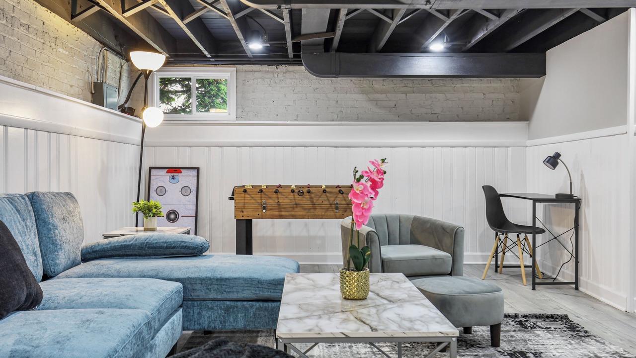 Photo of Livingroom in Skokie