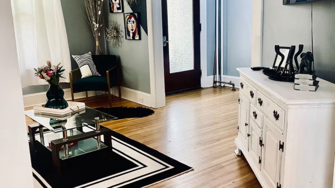 Photo of Others in Albany