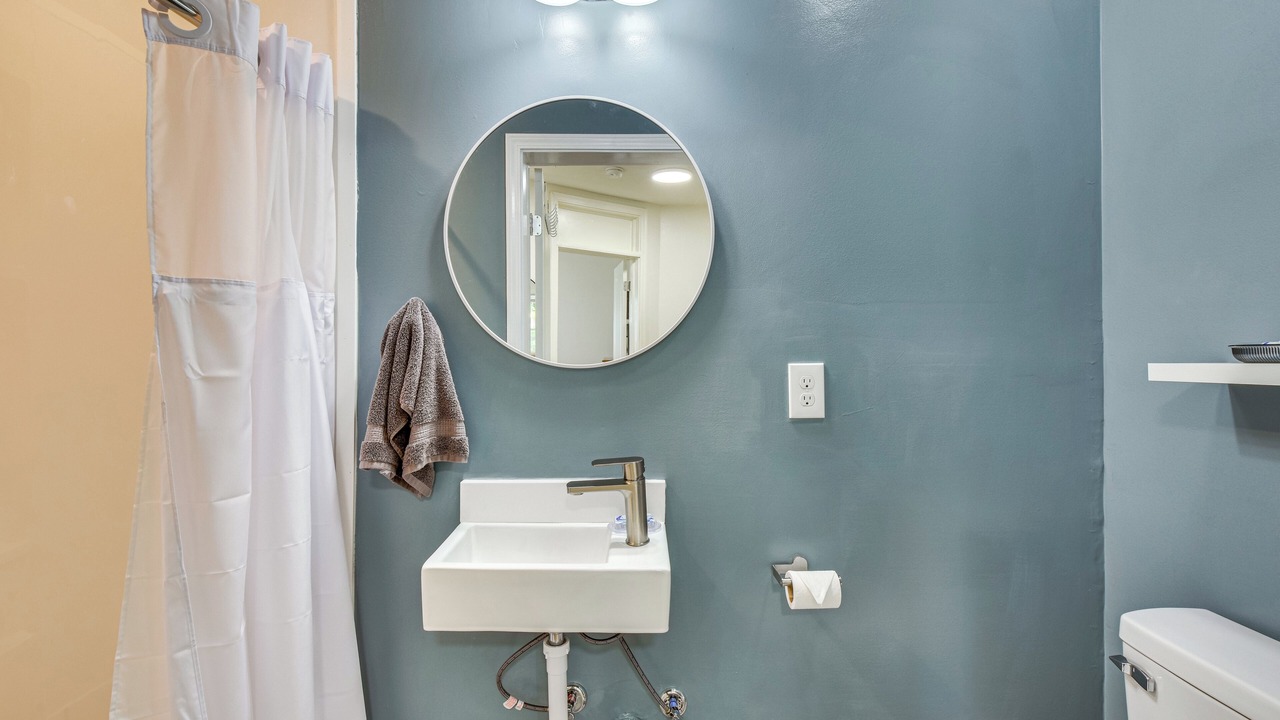 Photo of Bathroom in Seneca