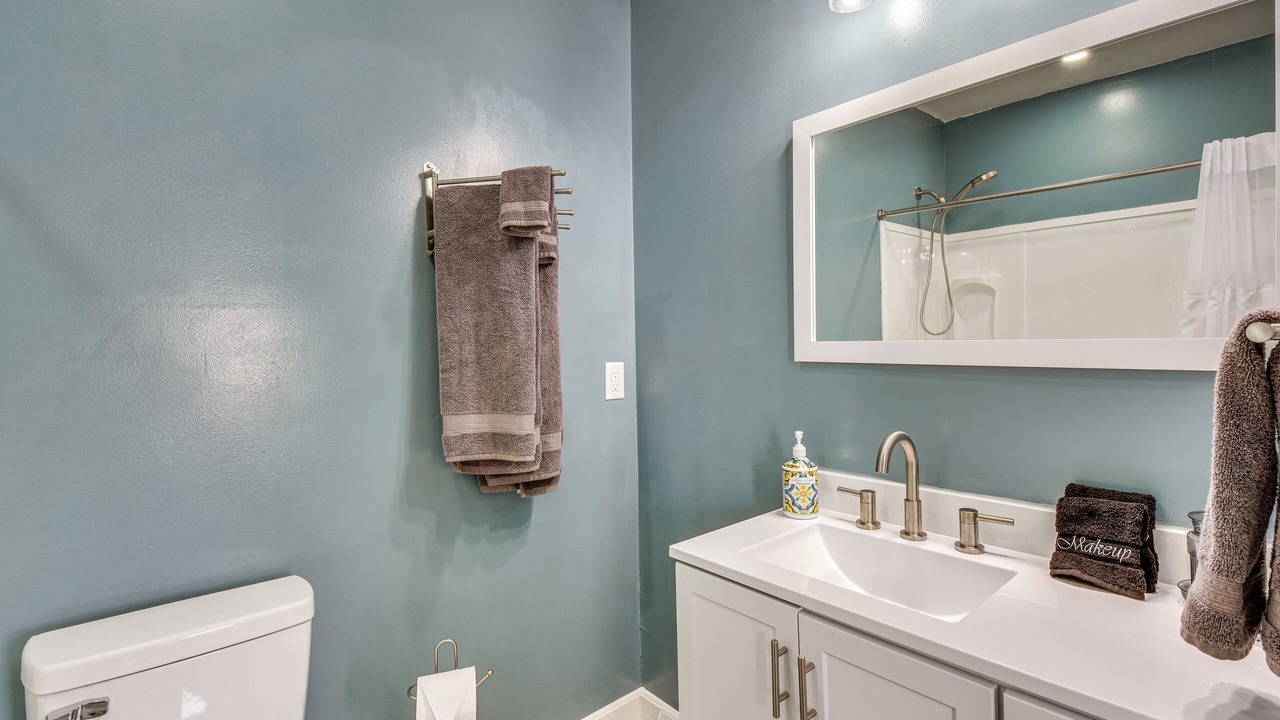 Photo of Bathroom in Seneca