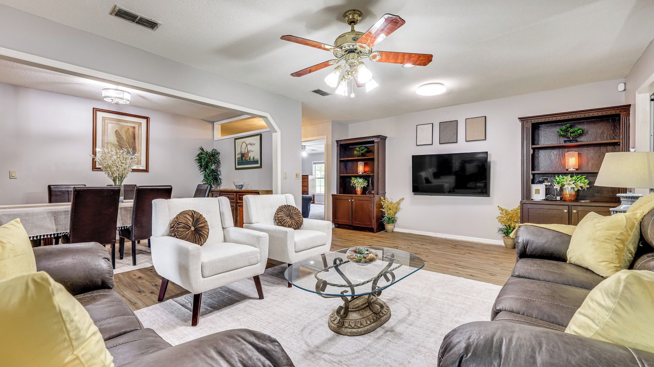 Photo of Others in Edgar