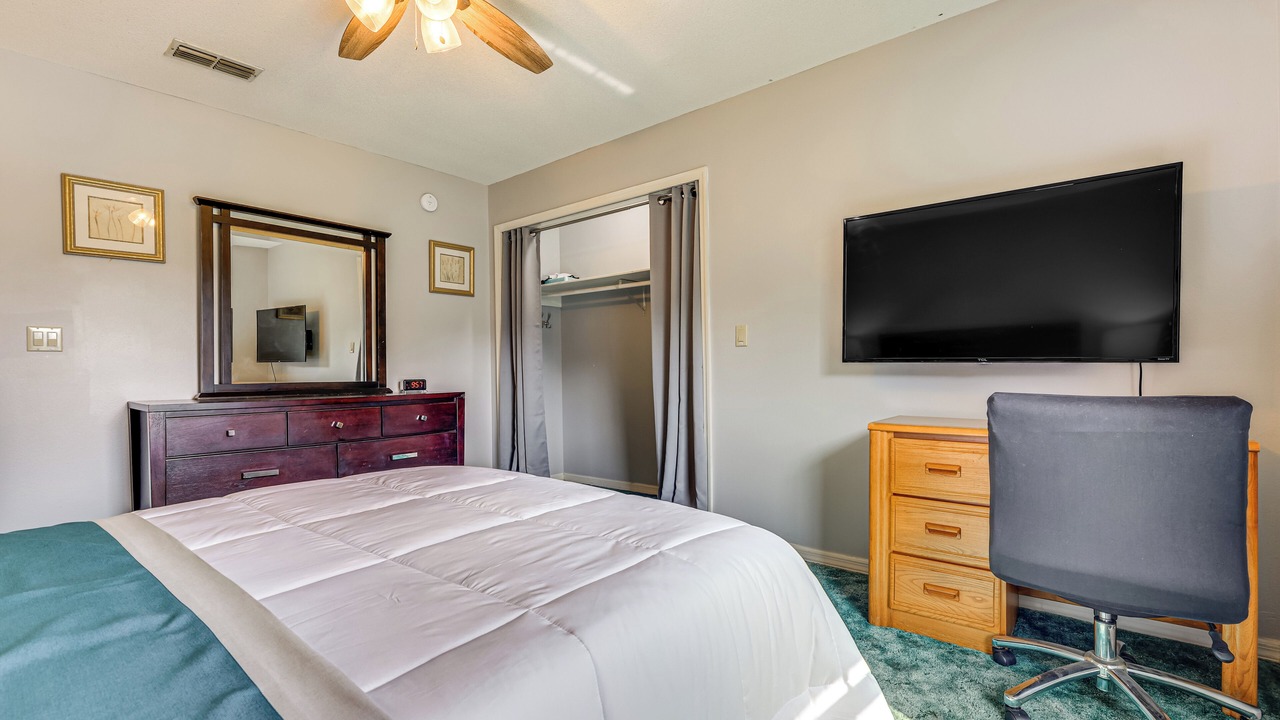 Photo of Bedroom in Edgar