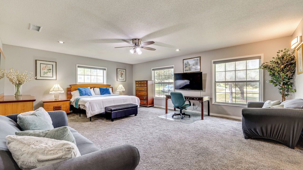 Photo of Others in Edgar