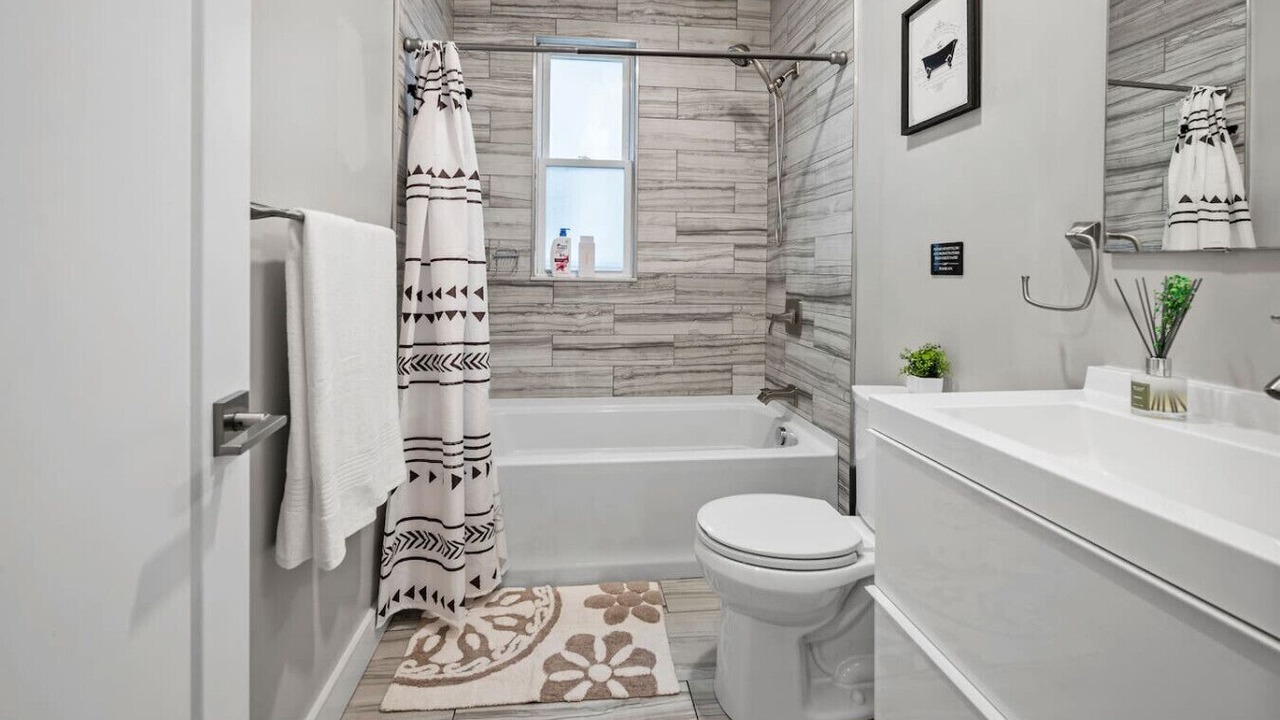 Photo of Bathroom in Highland Park