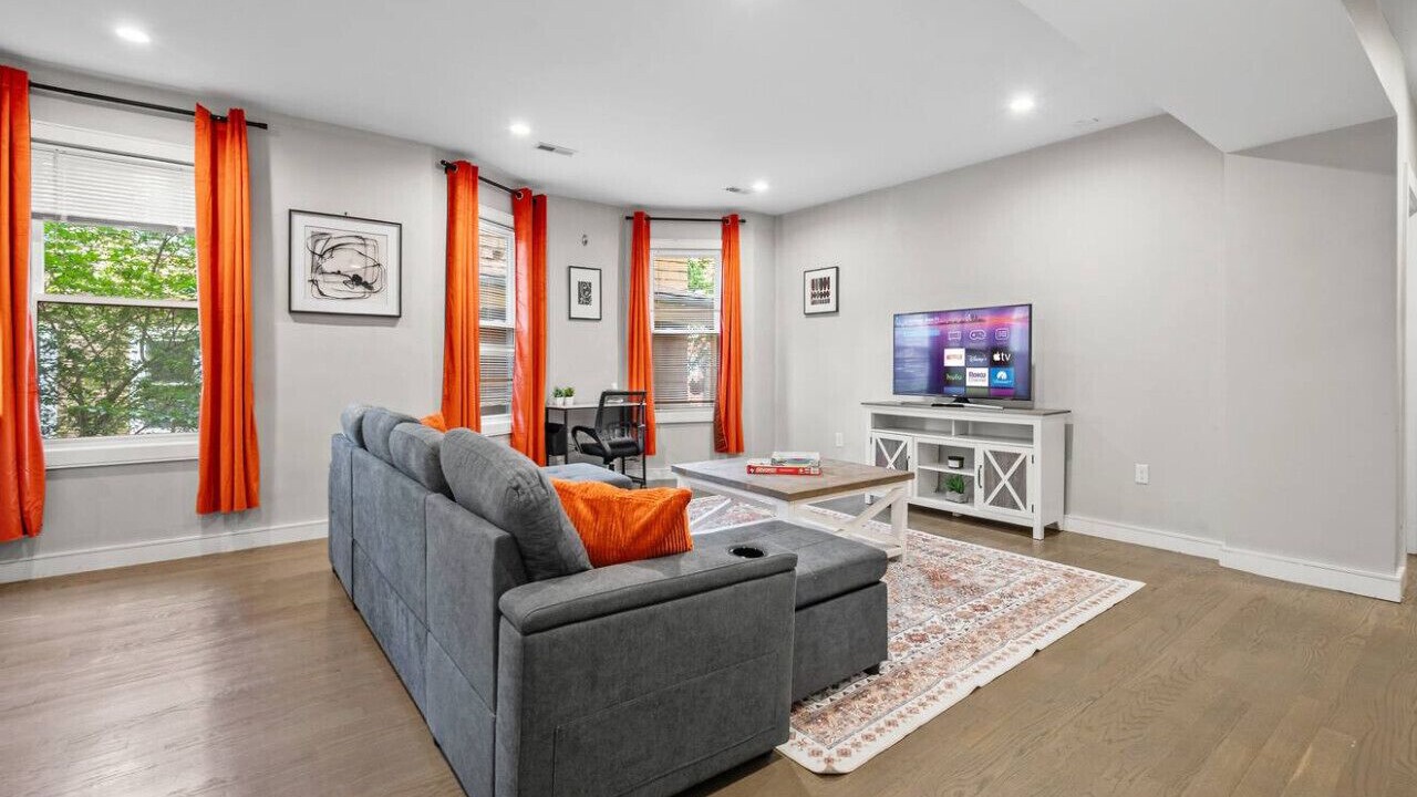 Photo of Livingroom in Highland Park