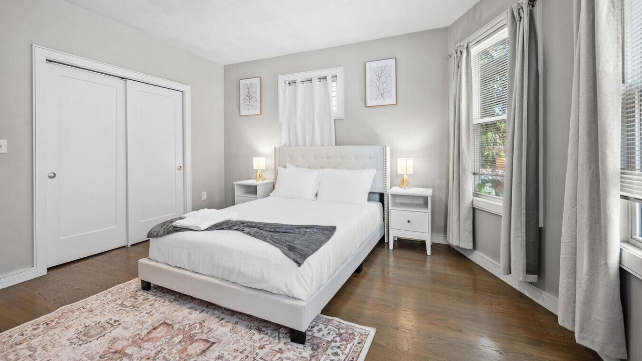 Photo of Bedroom in Highland Park
