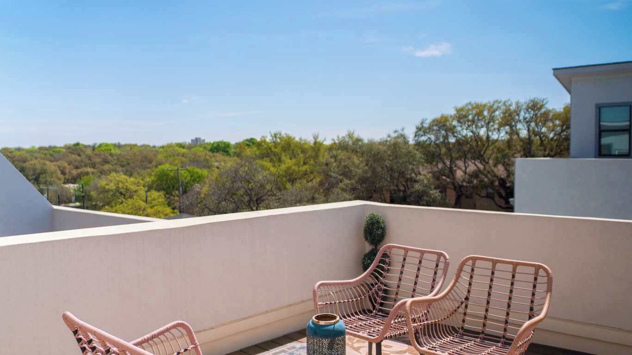 Photo of Patio Balcony in Wetmore