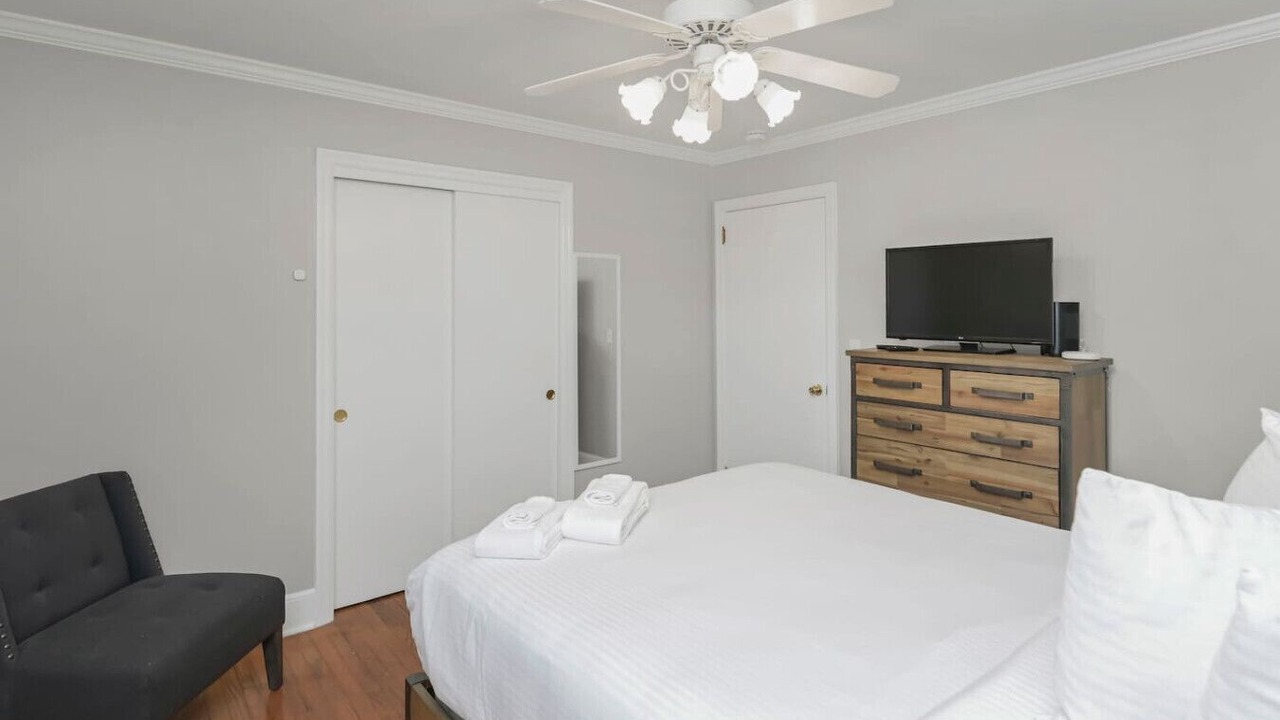 Photo of Bedroom in Forest Acres