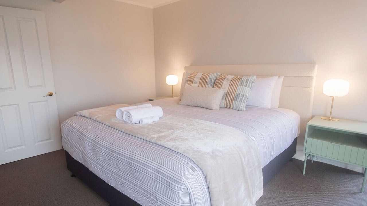 Photo of Others in Hannahs Bay