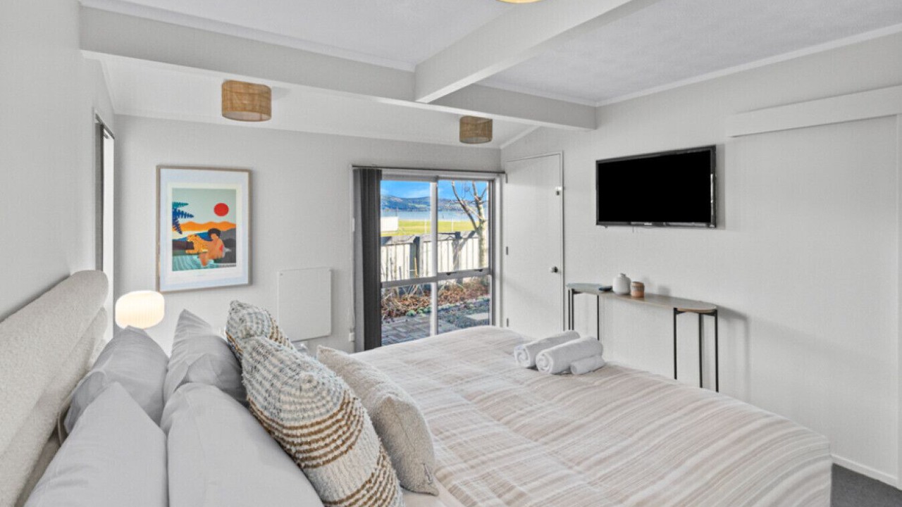 Photo of Others in Hannahs Bay