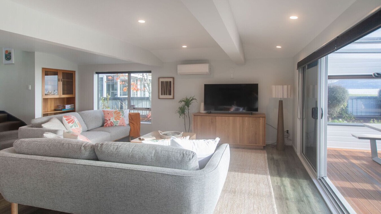 Photo of Bedroom in Hannahs Bay