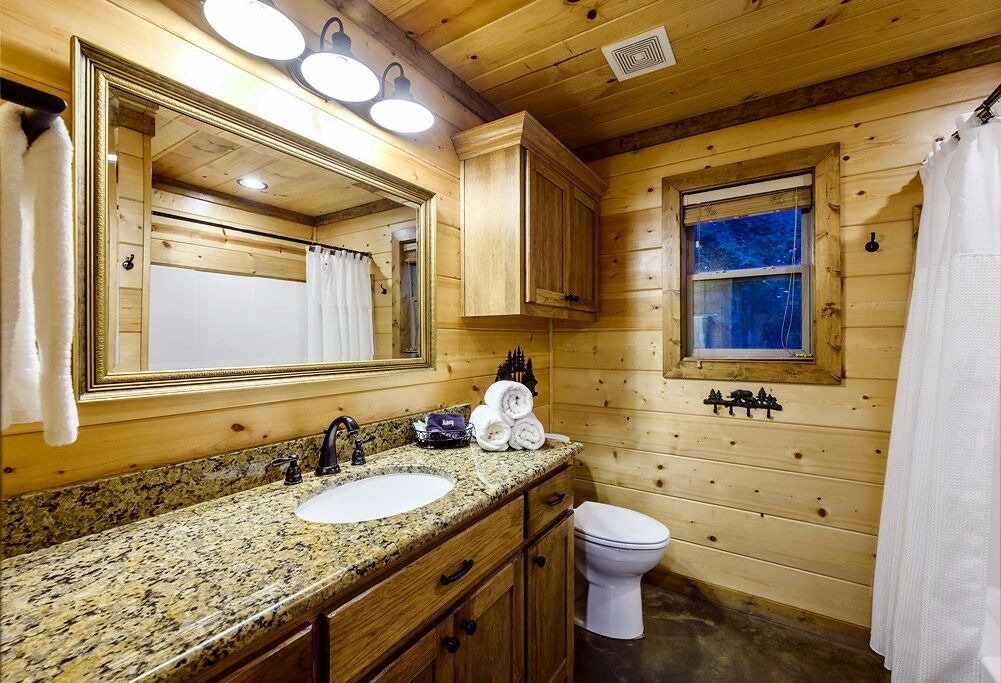 Photo of Bathroom in Hochatown