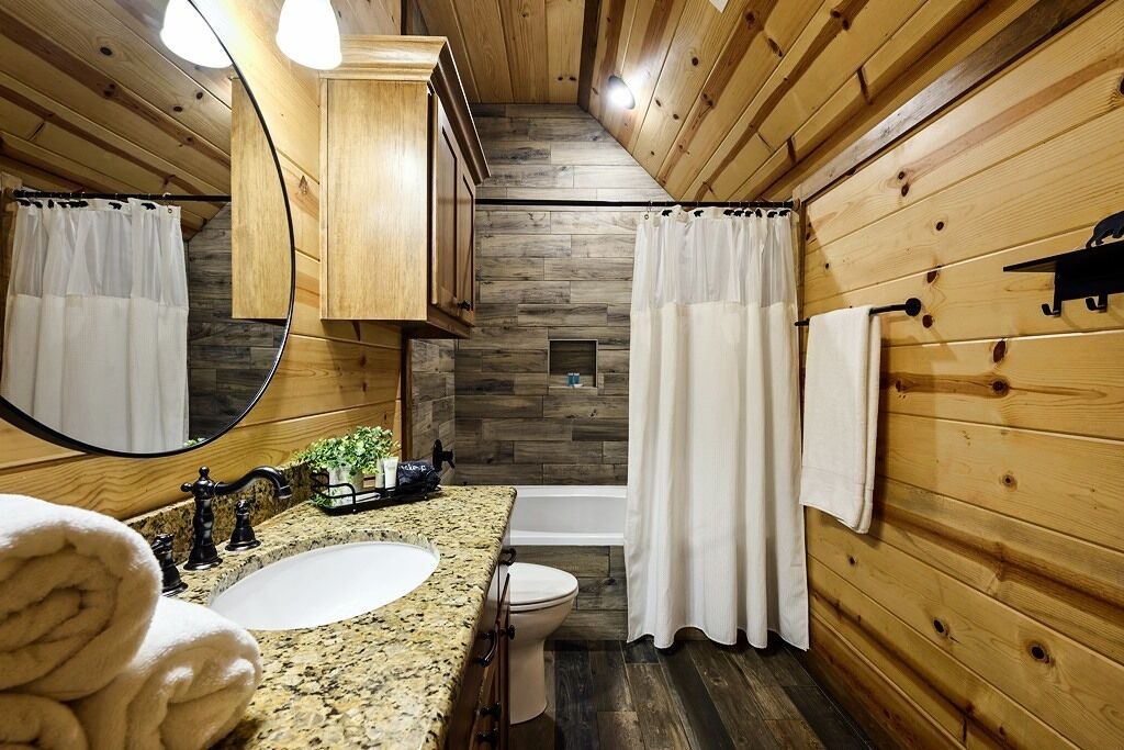 Photo of Bathroom in Hochatown