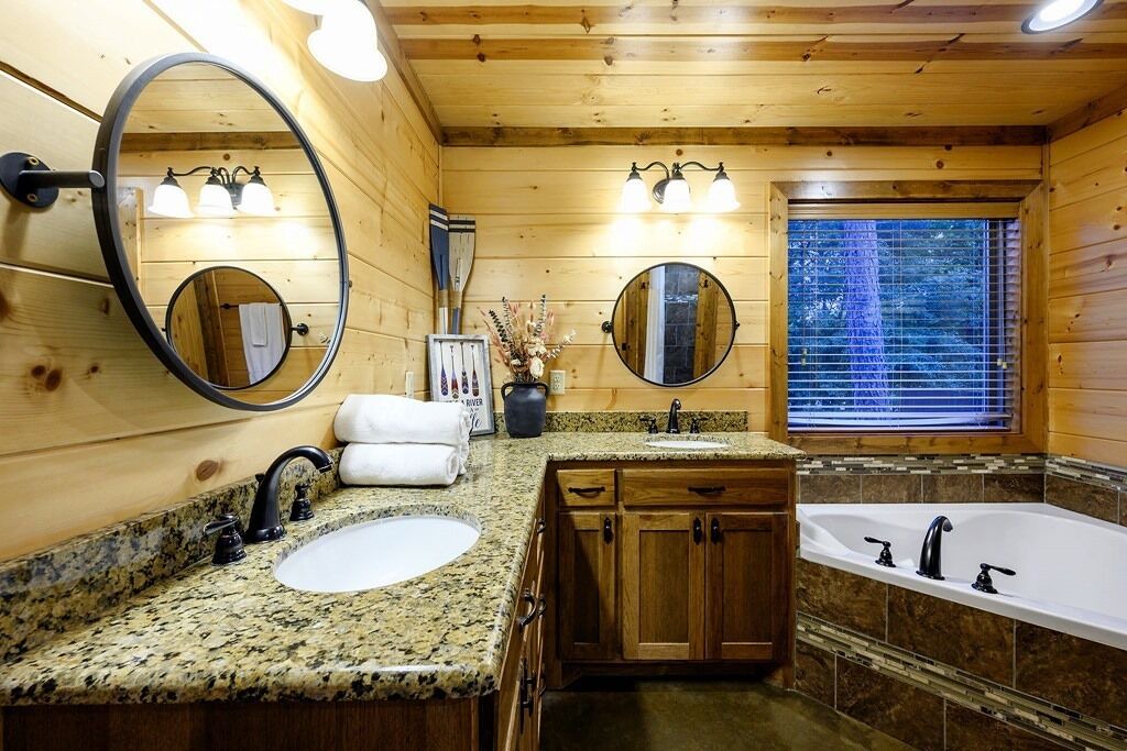 Photo of Bathroom in Hochatown