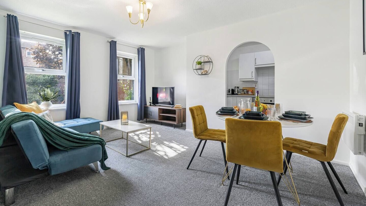 Photo of Livingroom in Bromley North