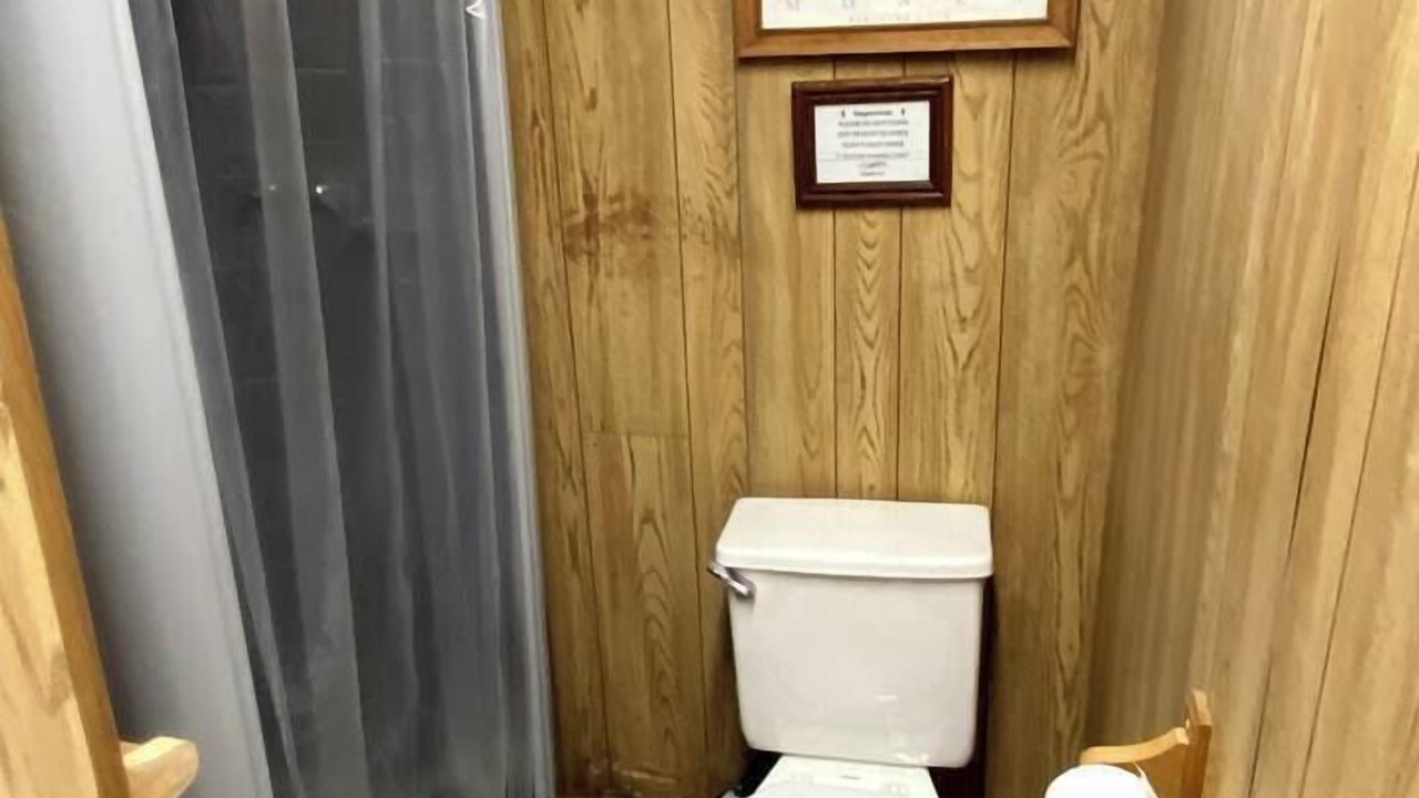 Photo of Bathroom in Beach Lake